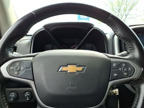 Used 2021 Chevrolet Colorado LT AWD/4WD image 21