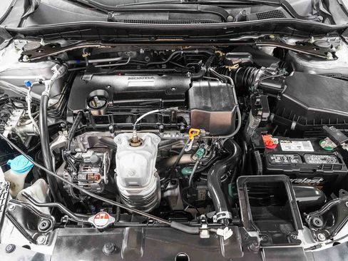 Used 2017 Honda Accord EX image 28