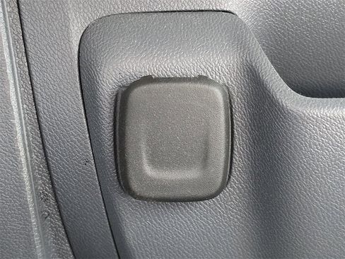 Used 2020 Chevrolet Bolt LT image 22