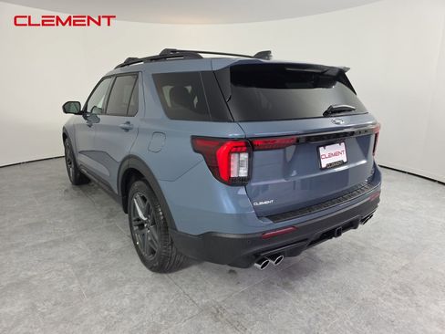 New 2026 Ford Explorer ST w/ Sun And Sound Package image 8