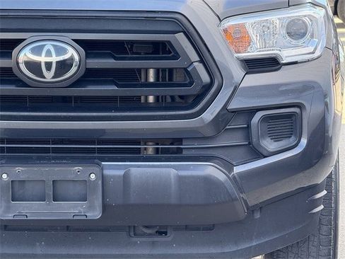 Used 2021 Toyota Tacoma SR w/ SR Convenience Package image 7