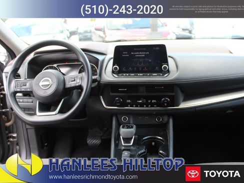 Used 2023 Nissan Rogue SV FWD image 18