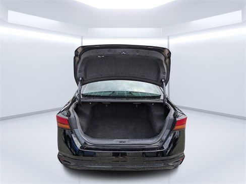 Used 2023 Nissan Altima 2.5 SV image 13