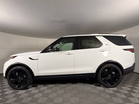 New 2026 Land Rover Discovery S AWD/4WD image 3