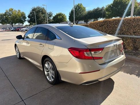 Used 2018 Honda Accord LX image 2
