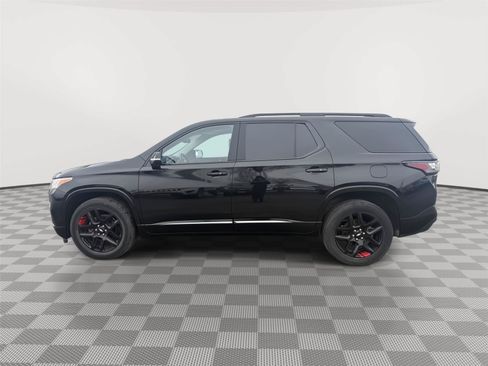 Used 2018 Chevrolet Traverse Premier w/ Redline Edition FWD image 6
