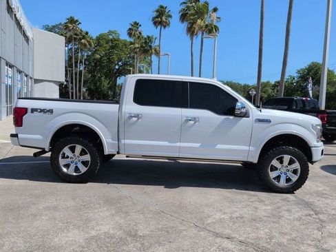 Used 2020 Ford F150 Platinum w/ Equipment Group 701A Luxury AWD/4WD image 3