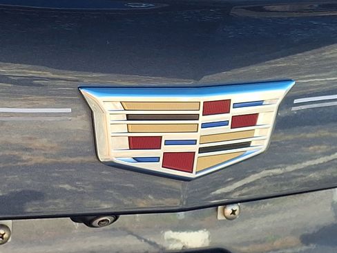 Used 2019 Cadillac XT4 Sport w/ Cold Weather Package image 17