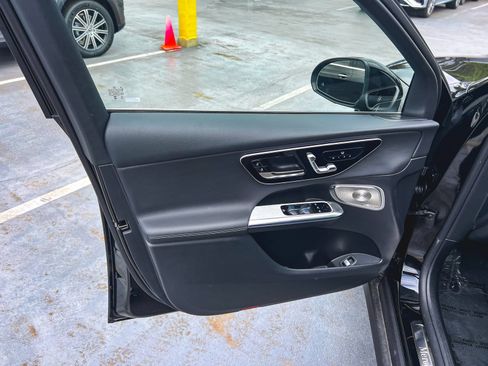 Used 2026 Mercedes-Benz GLC 300 4MATIC image 11
