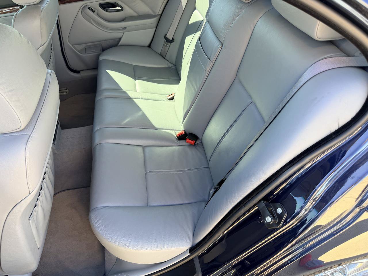Used 2001 BMW 540i Sedan RWD image 29