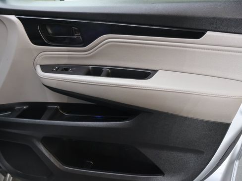 Used 2021 Honda Odyssey Elite image 12
