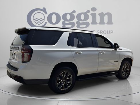 Certified 2021 Chevrolet Tahoe Z71 w/ Z71 Signature Package AWD/4WD image 5