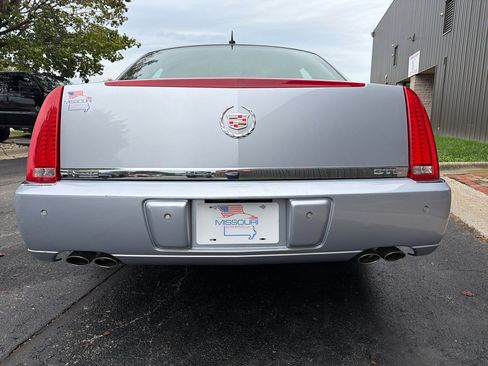 Used 2006 Cadillac DTS image 4