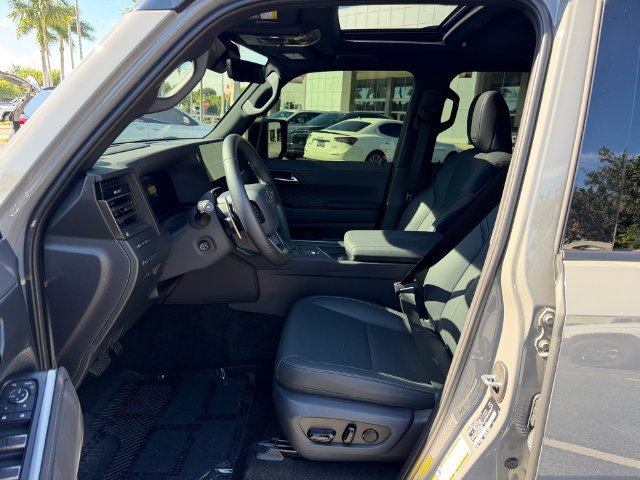 Used 2026 Lexus GX 550 w/ Accessory Package (2T) AWD/4WD image 10