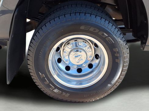 Used 2022 RAM 3500 Limited image 9