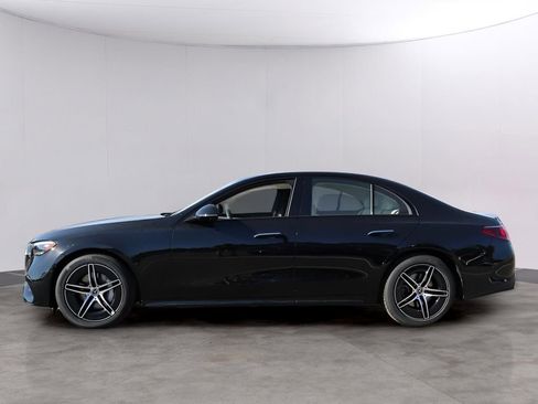 New 2026 Mercedes-Benz E 350 4MATIC Sedan image 4