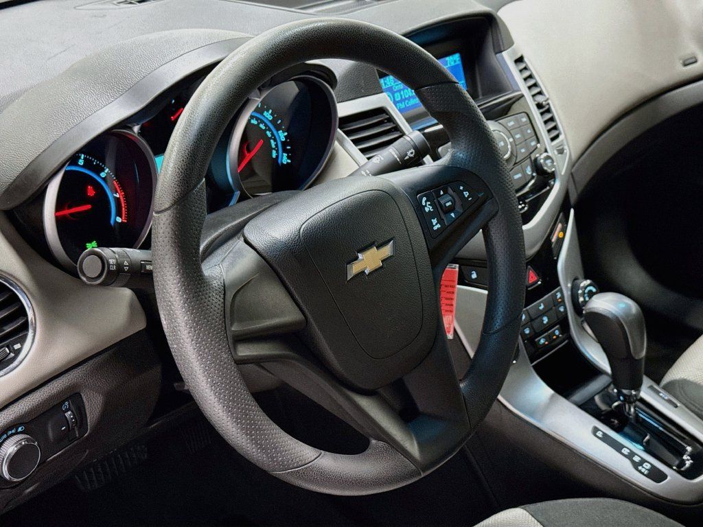 Used 2012 Chevrolet Cruze LS w/ Connectivity Package FWD image 12