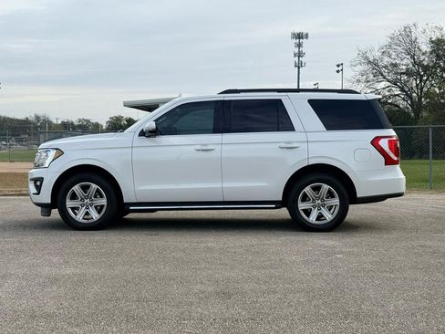 Used 2020 Ford Expedition XLT w/ Equipment Group 202A RWD image 6