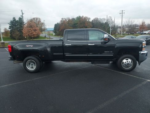 Used 2015 Chevrolet Silverado 3500 LTZ w/ Duramax Plus Package image 4