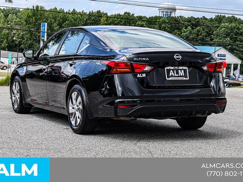 Used 2024 Nissan Altima 2.5 S FWD image 8