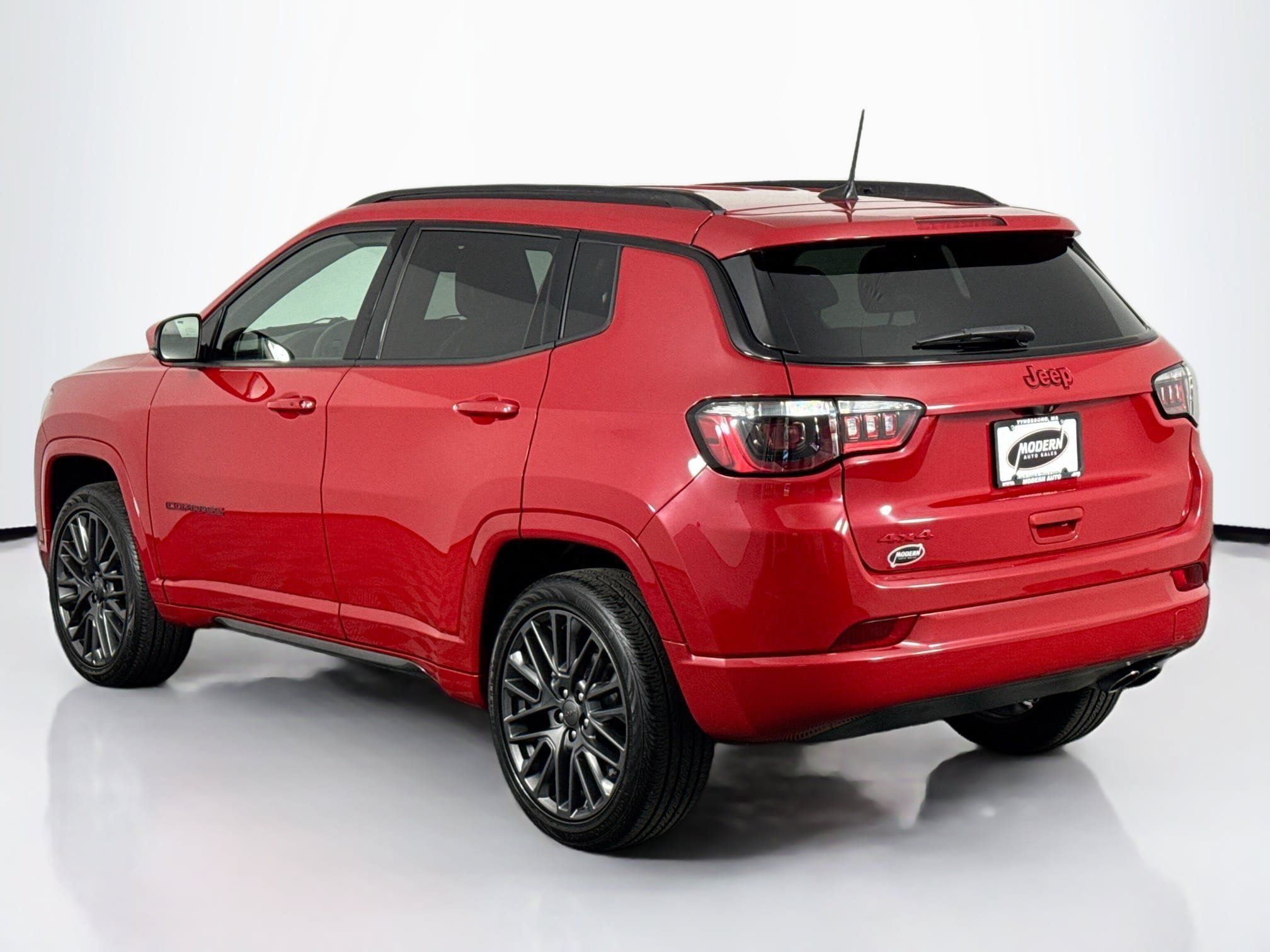 Used 2022 Jeep Compass Limited AWD/4WD image 13