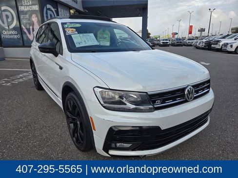 Used 2021 Volkswagen Tiguan SE R-Line image 1