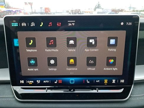 New 2026 Volkswagen Tiguan SE R-Line AWD/4WD image 21