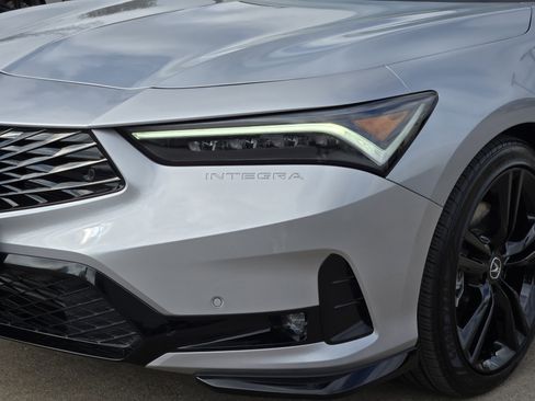 Certified 2026 Acura Integra A-Spec image 9