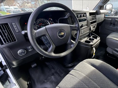 Used 2024 Chevrolet Express 2500 w/ Driver Convenience Package image 21
