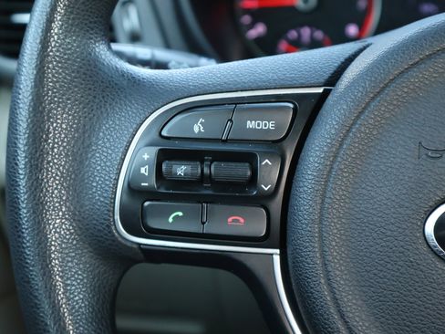 Used 2016 Kia Optima LX image 11