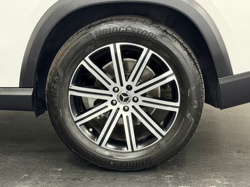 Used 2026 Mercedes-Benz GLE 350 4MATIC image 17