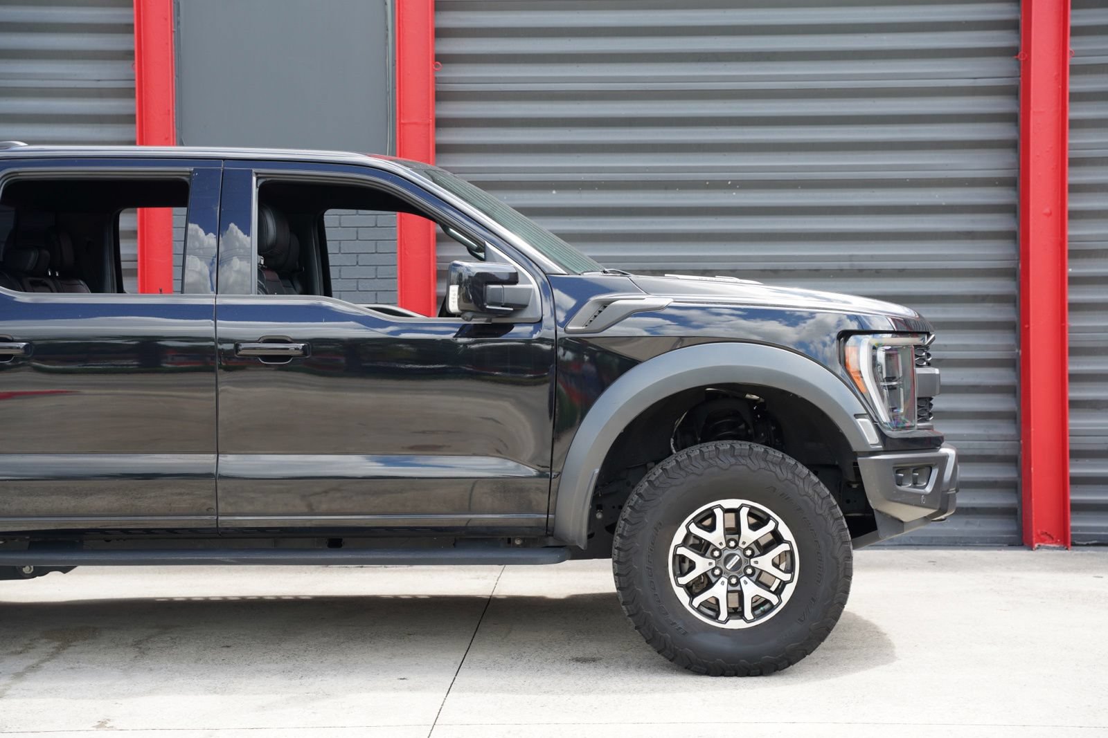 Used 2022 Ford F150 Raptor w/ Equipment Group 801A High AWD/4WD image 5