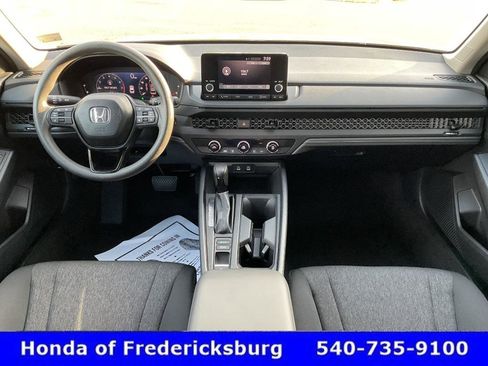 Used 2025 Honda Accord LX image 36