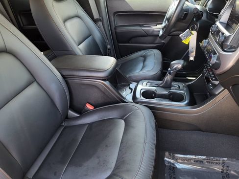Used 2022 GMC Canyon AT4 w/ Trailering Package AWD/4WD image 11