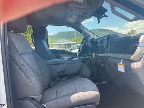 New 2026 Ford F250 XL image 12