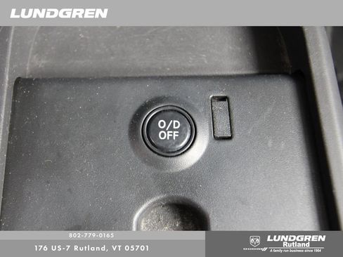 Used 2007 Jeep Wrangler Unlimited Sahara w/ Dual Top Group image 23