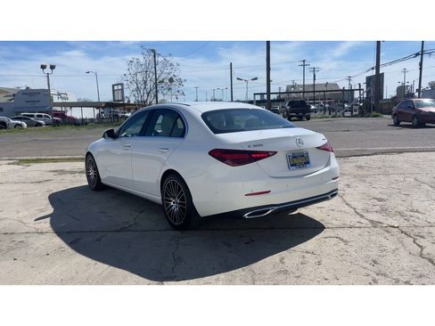 Used 2025 Mercedes-Benz C 300 4MATIC Sedan image 9