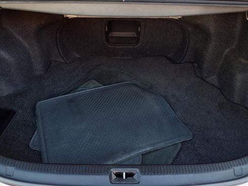 Used 2011 Toyota Camry SE image 21