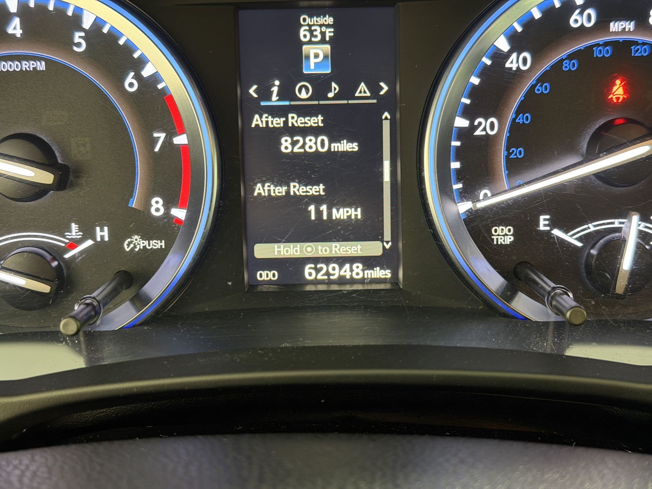 Used 2016 Toyota Highlander XLE AWD/4WD image 22