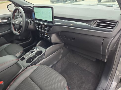 Used 2025 Ford Escape ST-Line w/ Tech Pack #1 image 33