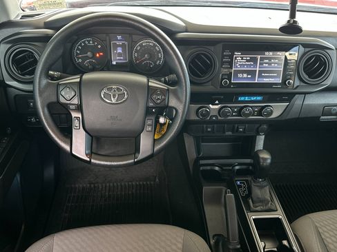 Used 2022 Toyota Tacoma SR image 13