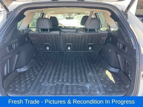 Used 2022 Subaru Outback Onyx Edition XT w/ Popular Package #2 AWD/4WD image 22