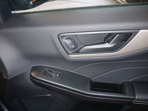 Certified 2022 Ford Escape SE w/ Cold Weather Package image 57