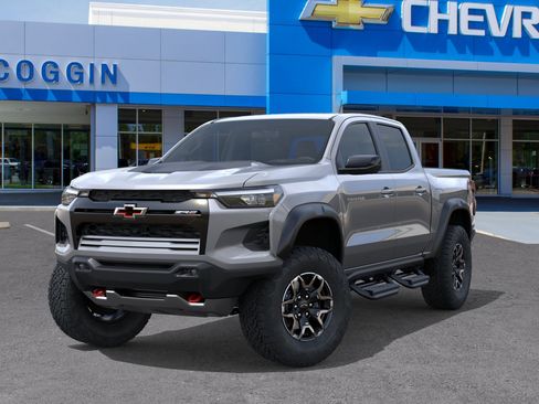 New 2026 Chevrolet Colorado ZR2 w/ Technology Package AWD/4WD image 6