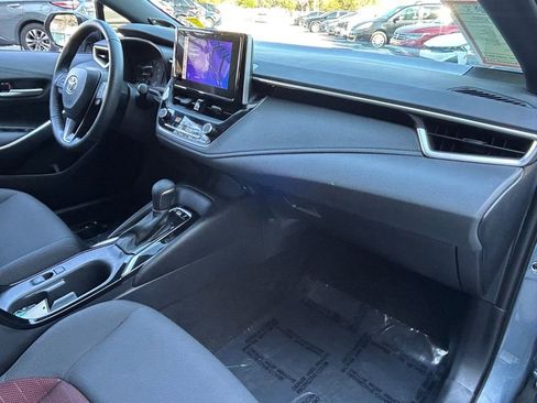 Used 2023 Toyota Corolla SE w/ SE Premium Package image 28