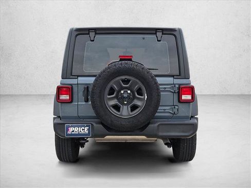 Used 2025 Jeep Wrangler Unlimited Sport AWD/4WD image 6