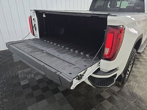 Used 2023 GMC Sierra 1500 AT4 AWD/4WD image 11