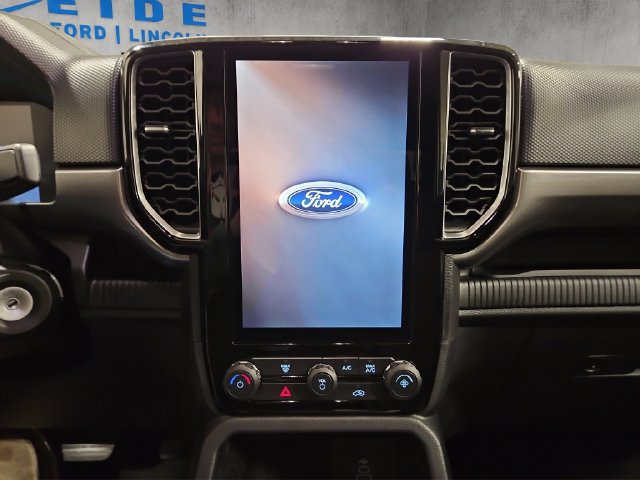 New 2026 Ford Ranger XLT w/ Black Appearance Package AWD/4WD image 11