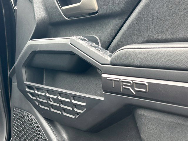Used 2024 Toyota Tacoma TRD Sport AWD/4WD image 33