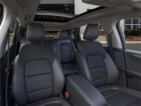 New 2025 Ford Escape SE image 10